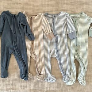 Colored Organics Striped Footies - size 0-3 months